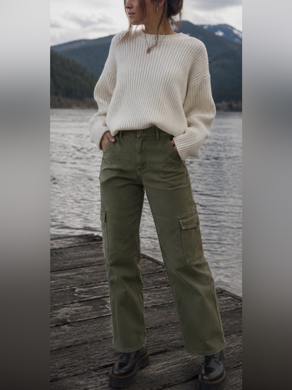 Wilfred free Aritzia Olive utility pant high waisted strait leg army twill cargo